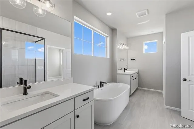 24382 E Atlantic Drive Aurora, CO 80016