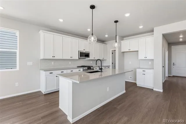 24382 E Atlantic Drive Aurora, CO 80016