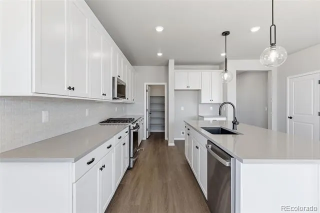 24382 E Atlantic Drive Aurora, CO 80016