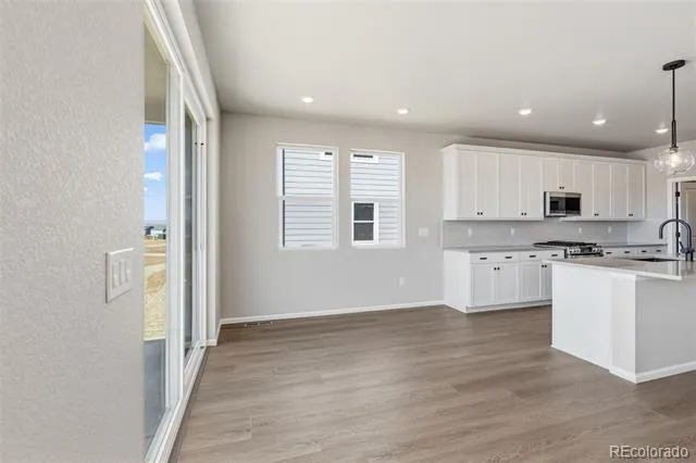 24382 E Atlantic Drive Aurora, CO 80016