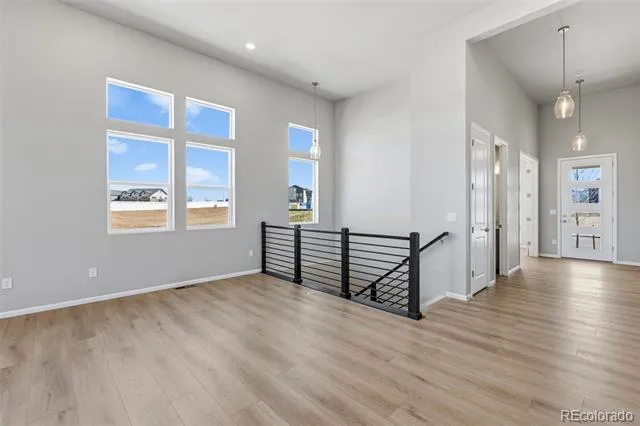 1933 S Eaton Park Way Aurora, CO 80016