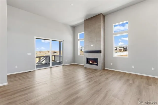 1933 S Eaton Park Way Aurora, CO 80016