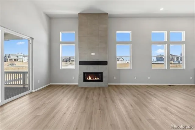 1933 S Eaton Park Way Aurora, CO 80016