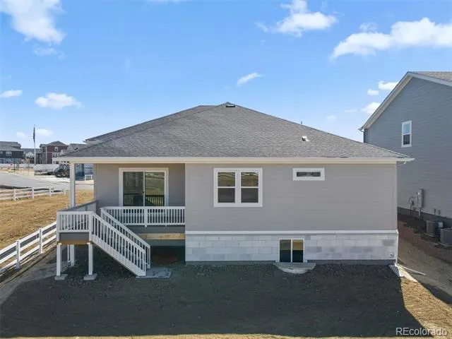 1933 S Eaton Park Way Aurora, CO 80016