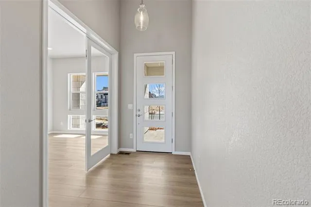 1933 S Eaton Park Way Aurora, CO 80016