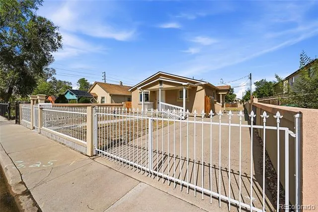 518 15th Avenue Court Greeley, CO 80631