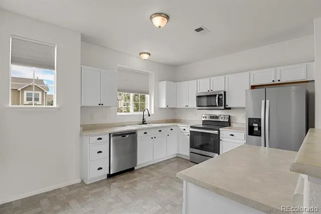 14700 E 104th Avenue #2105 Commerce City, CO 80022