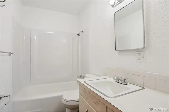 1713 18th Avenue #1 Greeley, CO 80631