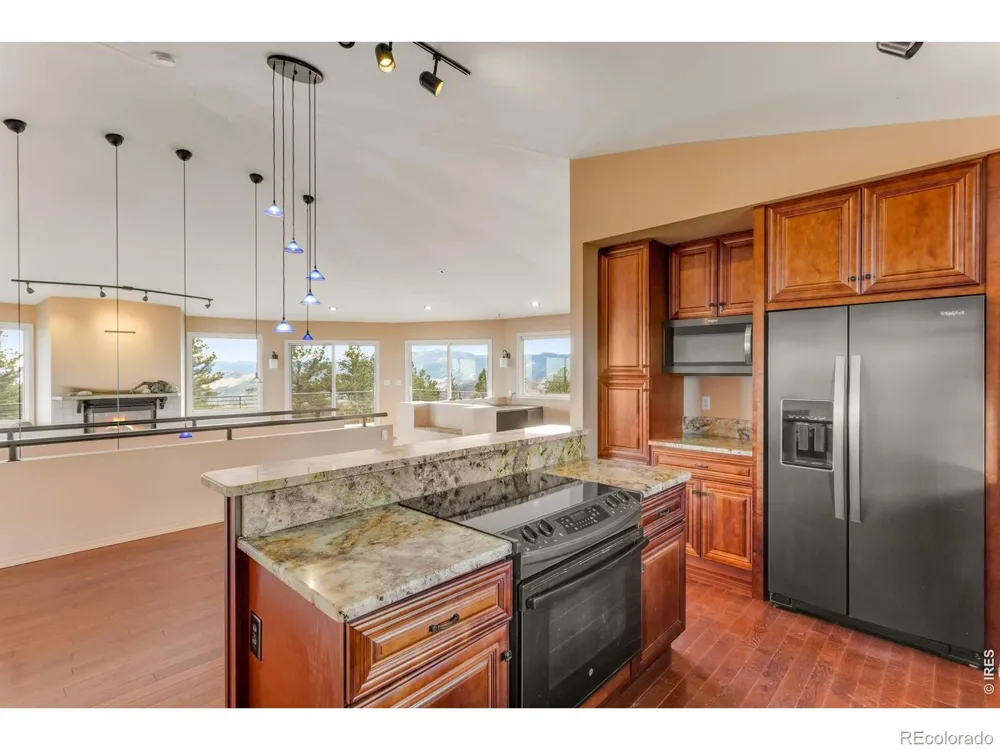 3001 Eagle Ridge Road Lyons, CO 80540