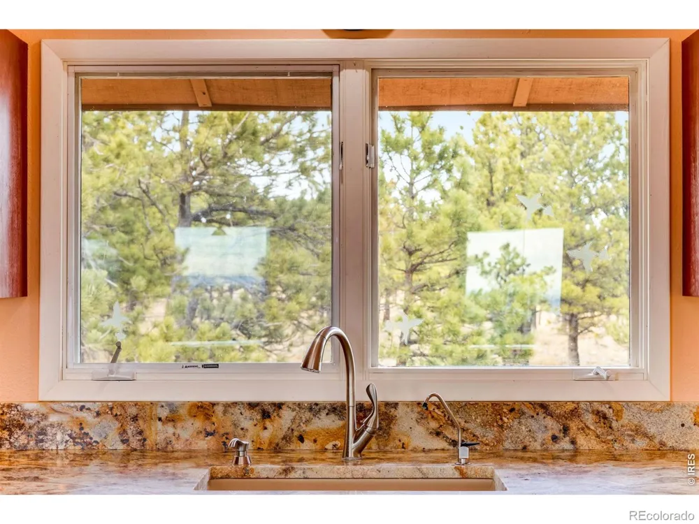 3001 Eagle Ridge Road Lyons, CO 80540