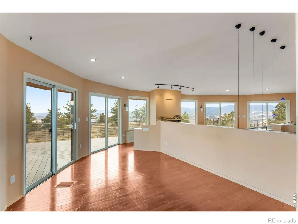 3001 Eagle Ridge Road Lyons, CO 80540