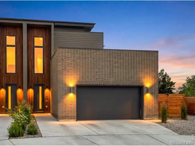 16103 W 14th Avenue Golden, CO 80401