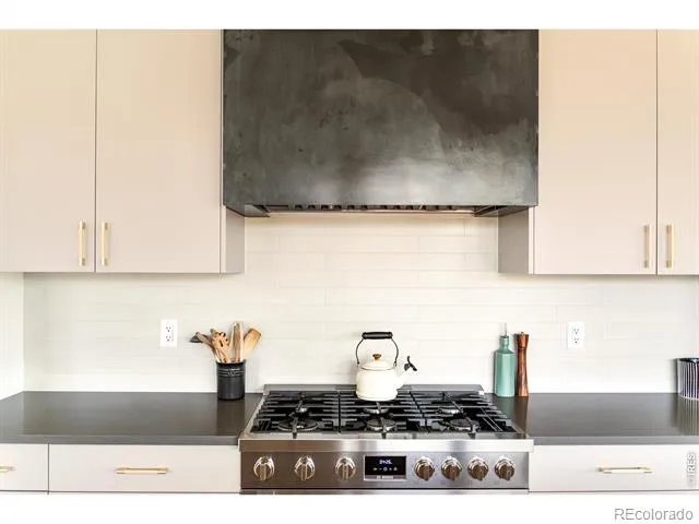 16103 W 14th Avenue Golden, CO 80401
