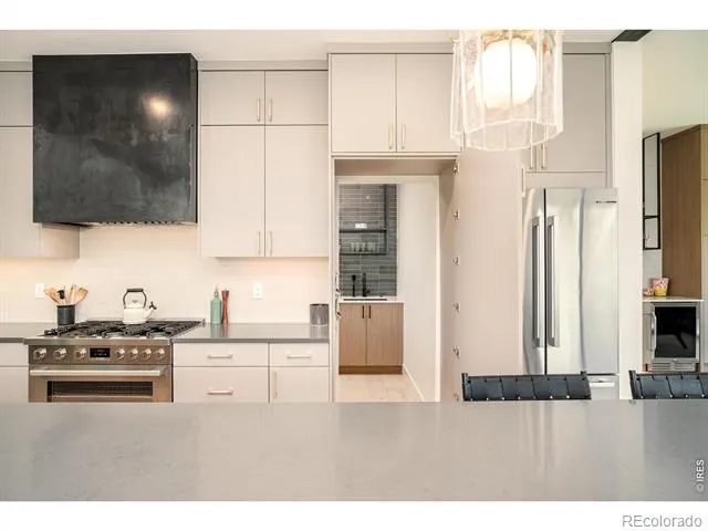 16103 W 14th Avenue Golden, CO 80401