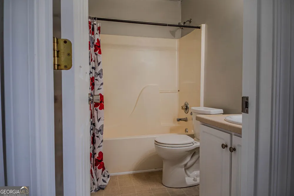 156 Whispering Pines TRL Milner, GA 30257
