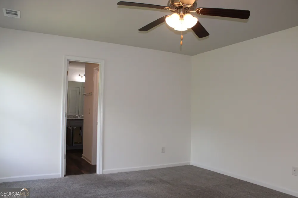 9220 Golfview CIR Covington, GA 30014
