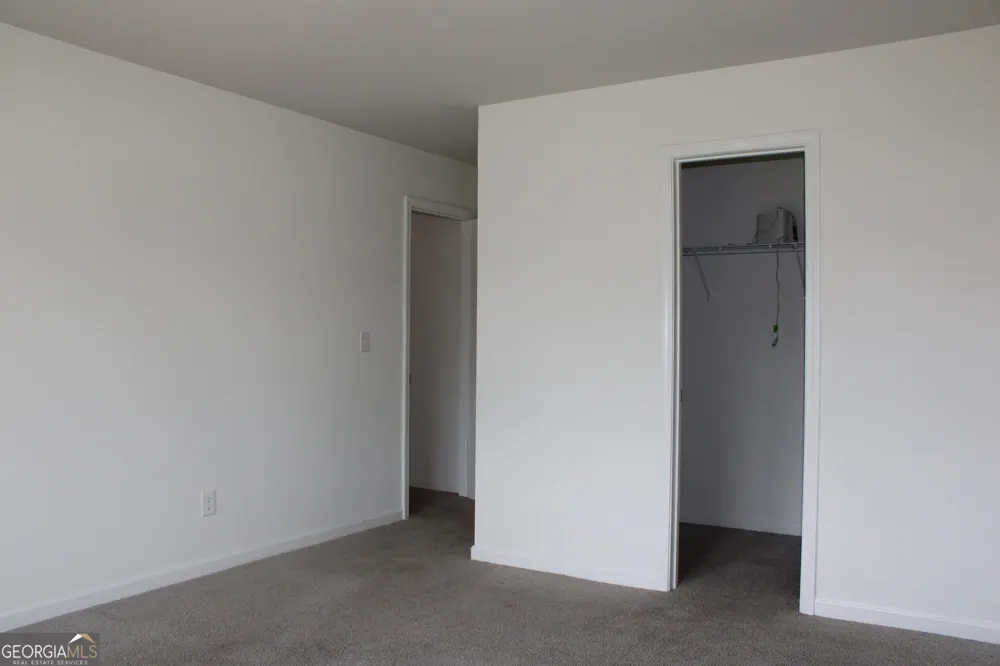 9220 Golfview CIR Covington, GA 30014