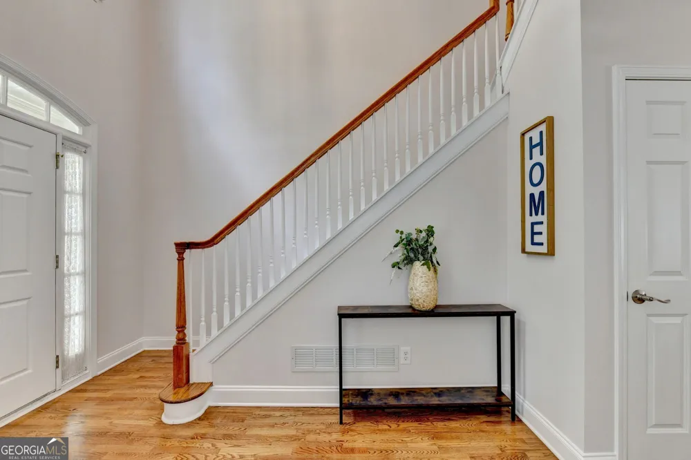 455 Hillcrest View DR Suwanee, GA 30024