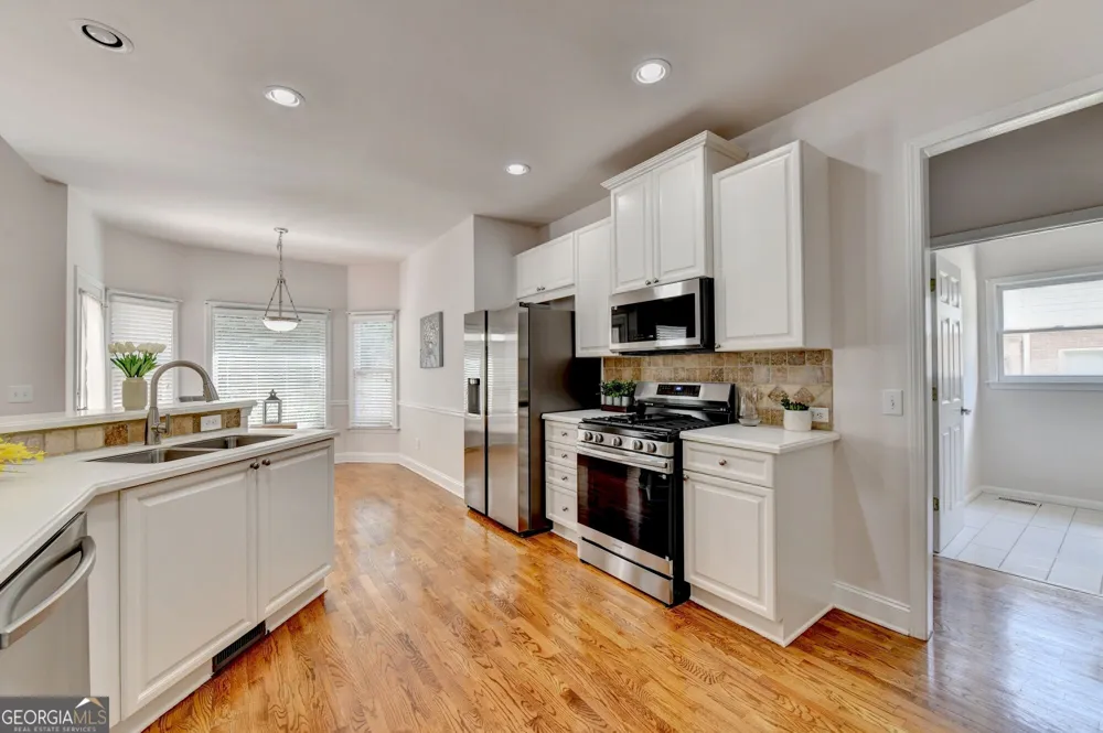 455 Hillcrest View DR Suwanee, GA 30024