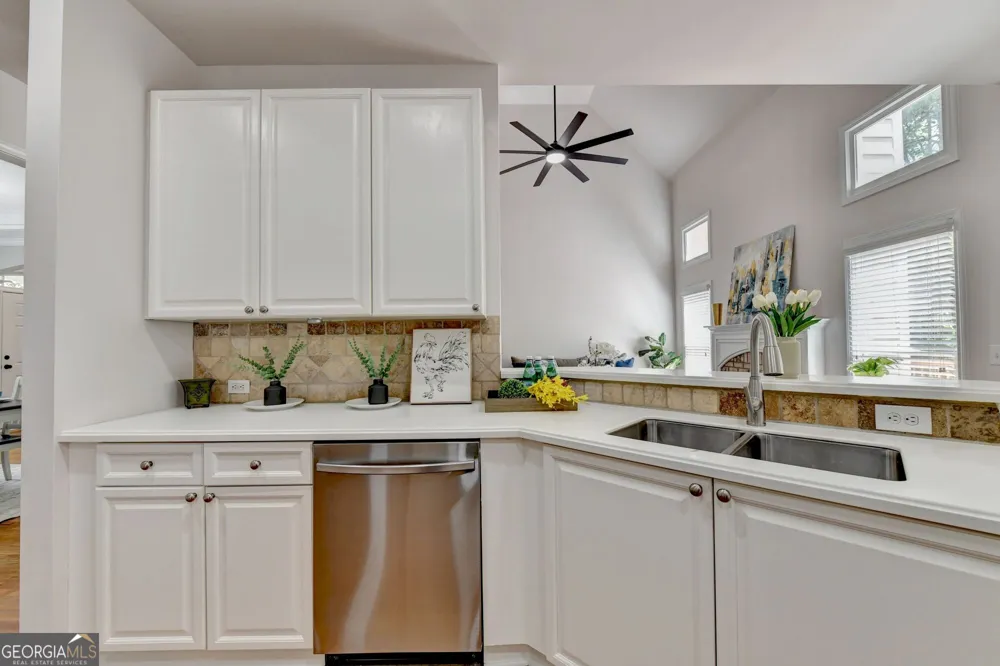 455 Hillcrest View DR Suwanee, GA 30024