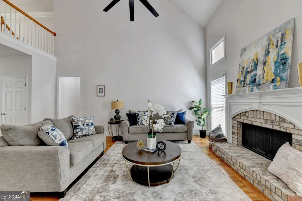 455 Hillcrest View DR Suwanee, GA 30024