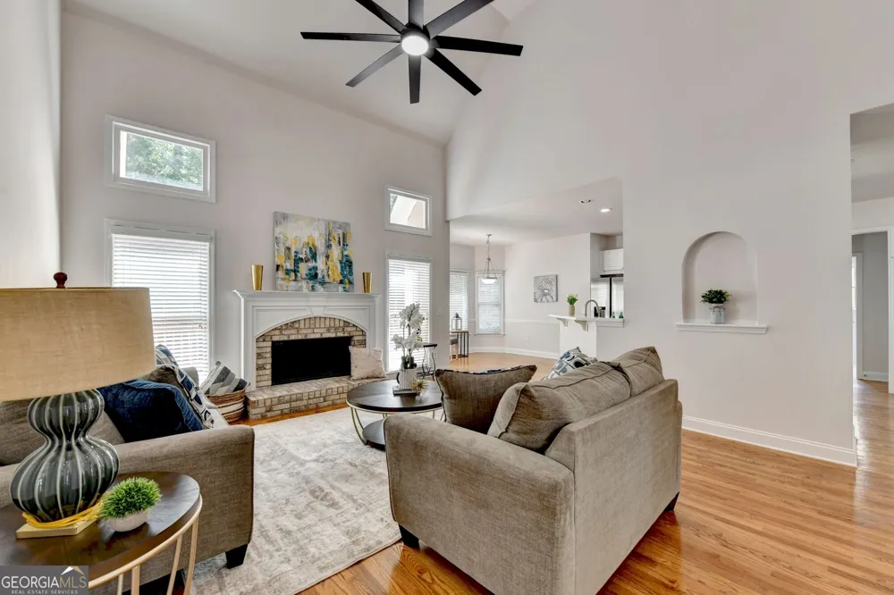 455 Hillcrest View DR Suwanee, GA 30024