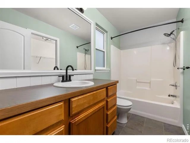 327 Fossil Drive Johnstown, CO 80534