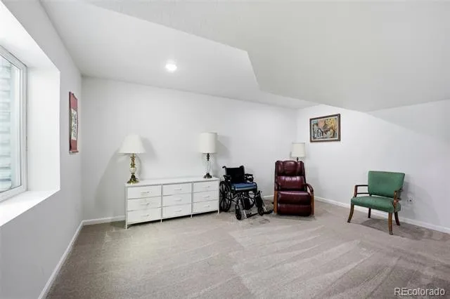 5102 Quatar Street Aurora, CO 80019