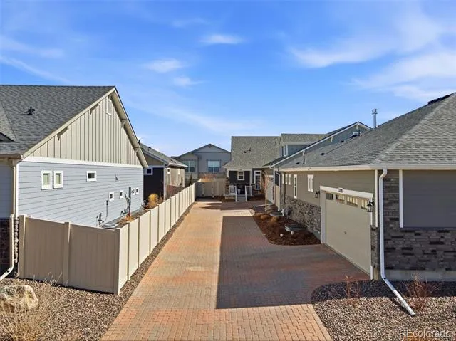 5102 Quatar Street Aurora, CO 80019