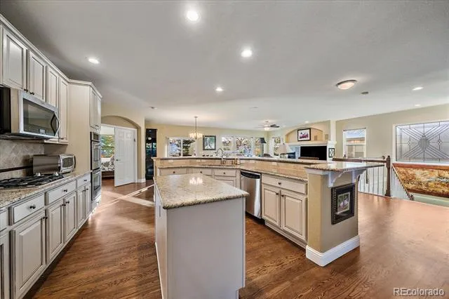 8251 S Quatar Circle Aurora, CO 80016