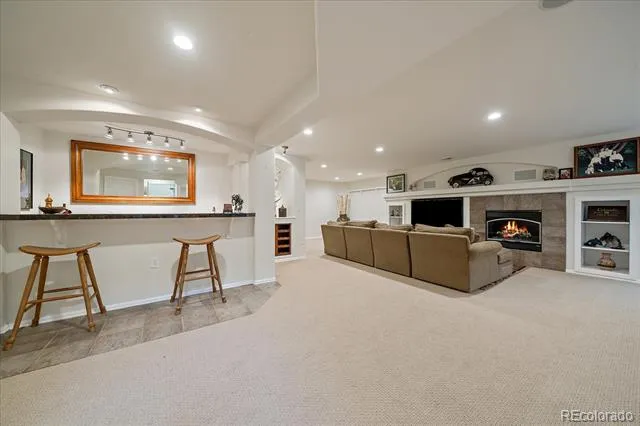 8251 S Quatar Circle Aurora, CO 80016