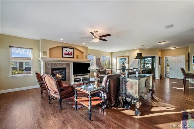 8251 S Quatar Circle Aurora, CO 80016