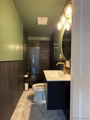 6139 S Broadway Littleton, CO 80121
