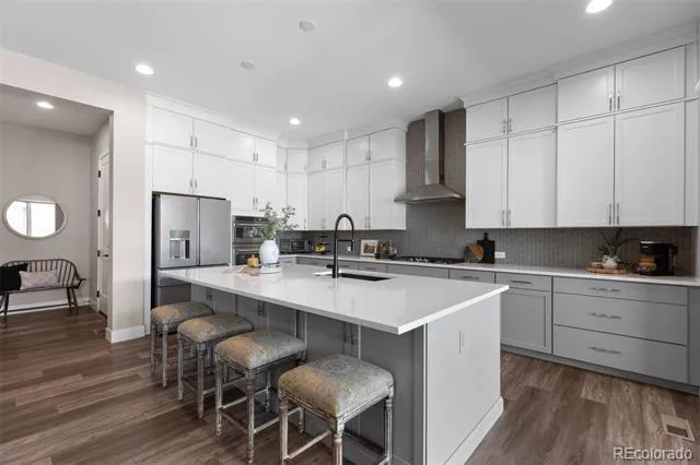 2105 Bellcove Drive Castle Rock, CO 80108