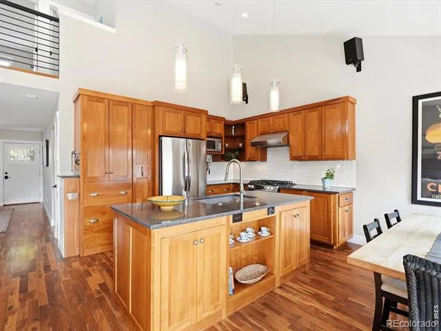 971 Vetch Circle Lafayette, CO 80026