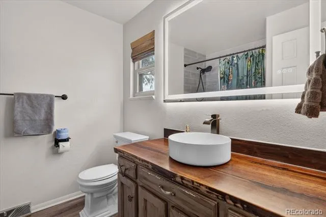 8117 S Lamar Court Littleton, CO 80128