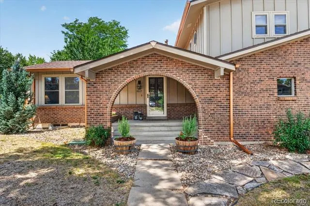 8117 S Lamar Court Littleton, CO 80128