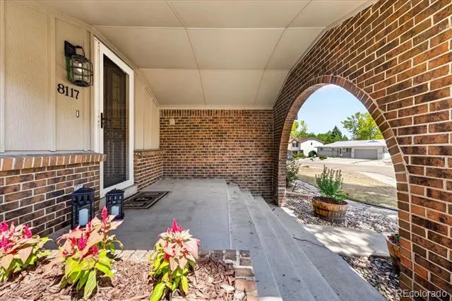 8117 S Lamar Court Littleton, CO 80128