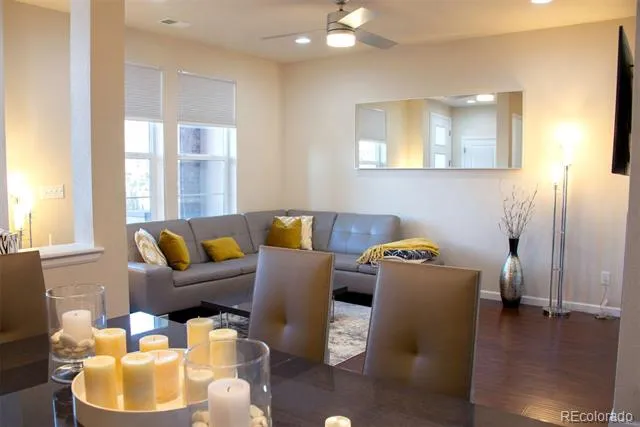 9072 E Caley Way Englewood, CO 80111