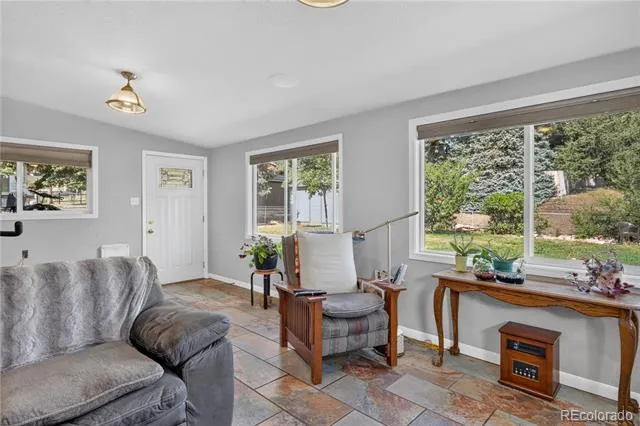 4977 S Perry Street Littleton, CO 80123