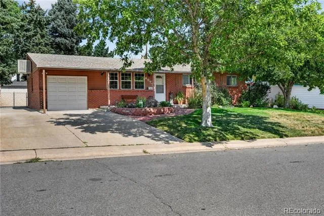 4977 S Perry Street Littleton, CO 80123