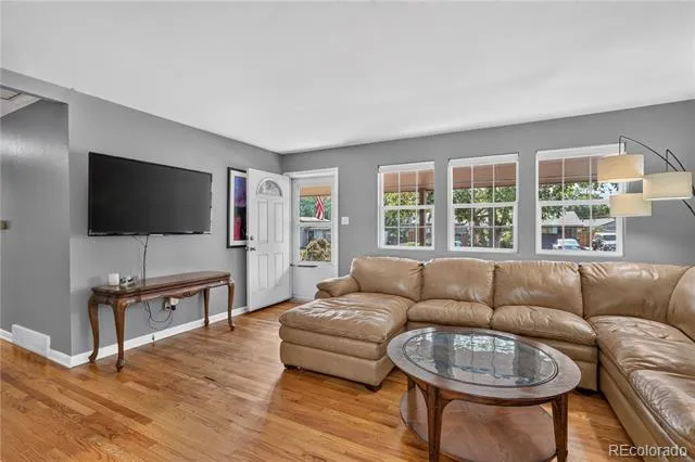 4977 S Perry Street Littleton, CO 80123