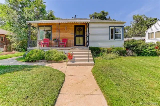 4737 Beach Court Denver, CO 80211