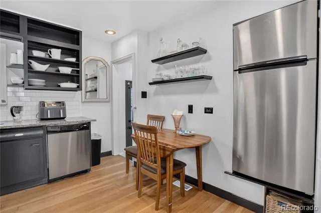 4737 Beach Court Denver, CO 80211
