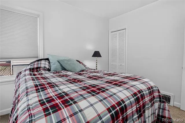 4737 Beach Court Denver, CO 80211