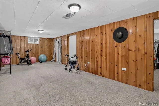 4737 Beach Court Denver, CO 80211
