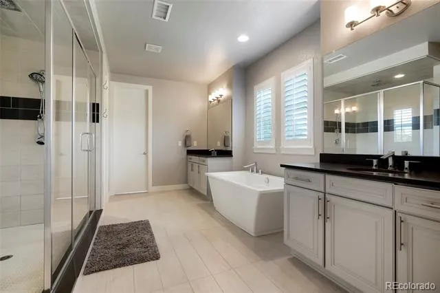 8187 S Little River Way Aurora, CO 80016