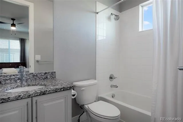 8187 S Little River Way Aurora, CO 80016