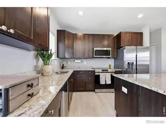 484 S 3rd Avenue Deer Trail, CO 80105