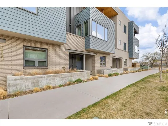 2120 Folsom Street Boulder, CO 80302